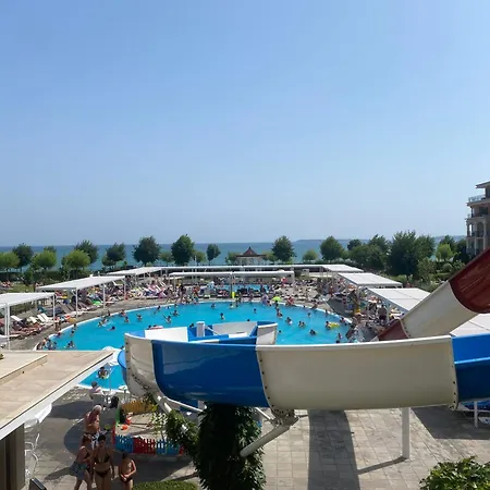 Sea View On The Sunny Apartmán Sveti Vlas
