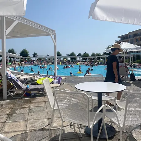 Sea View On The Sunny سفيتي فلاس